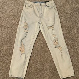 Wild Fable by Target high rise mom ripped leg jean, size 10
